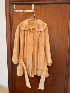 Women's Vintage Tan Faux Fur Coat with Belt